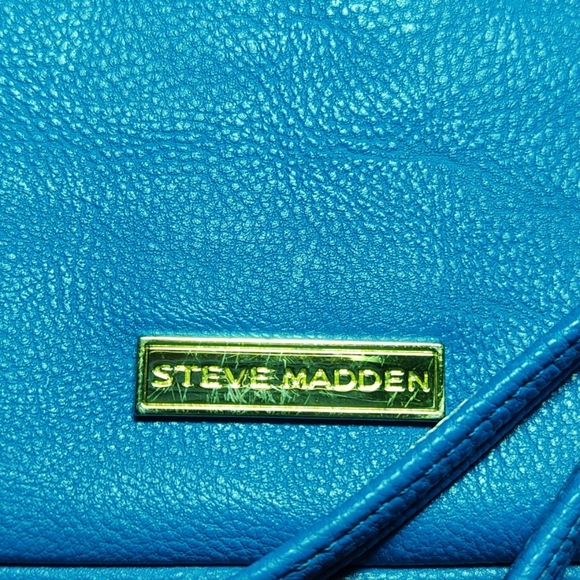 Steve Madden clutch/wristlet - Picture 3 of 4
